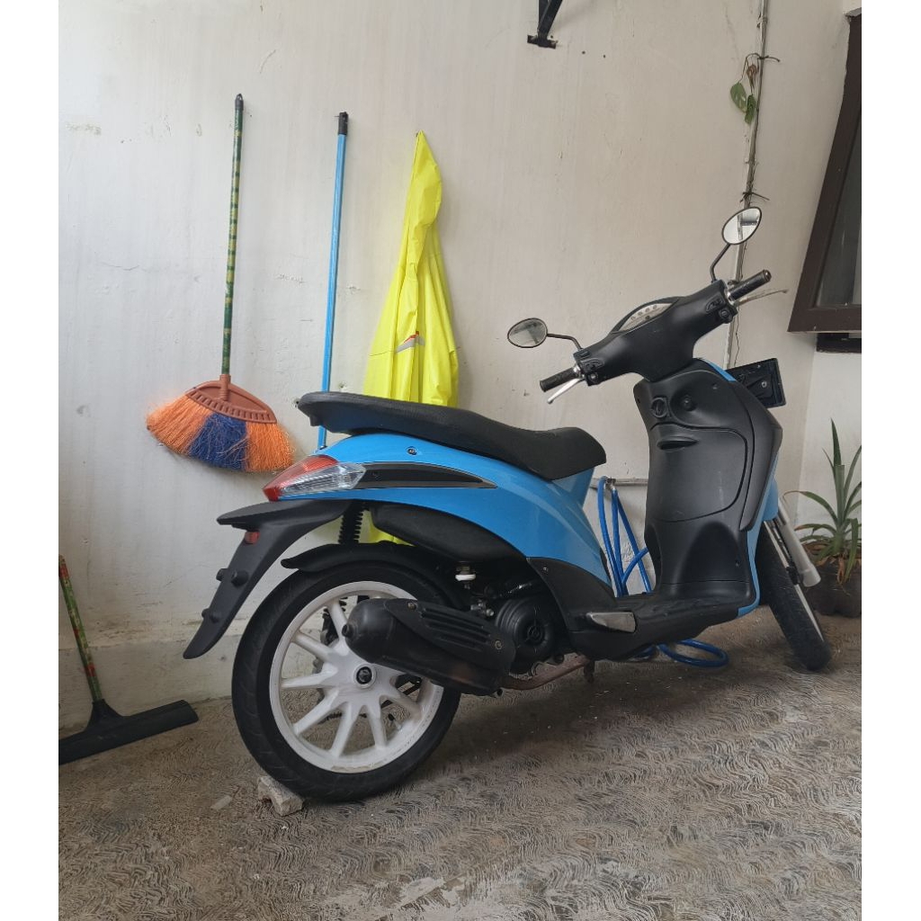 piagio liberty 100
