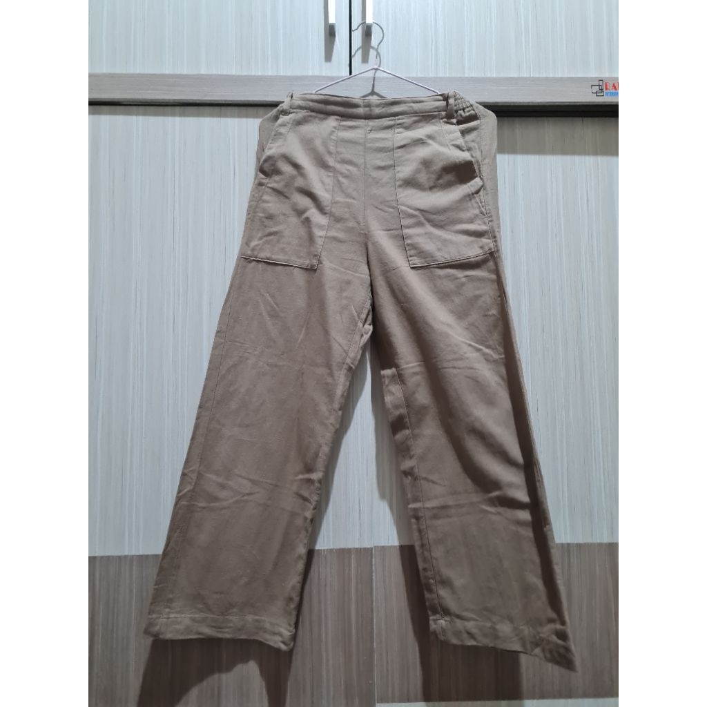 Preloved Celana Panjang Coklat Clo id