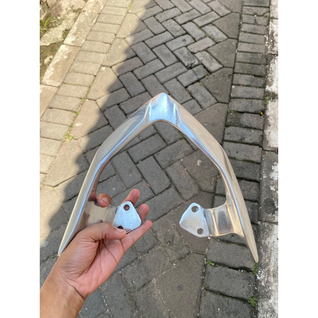 Behel Jupiter Z1 Injeksi / Begel Jupiter Z1 Injeksi / Planger Jupiter Z1 Injeksi / Pegangan Jok Bela