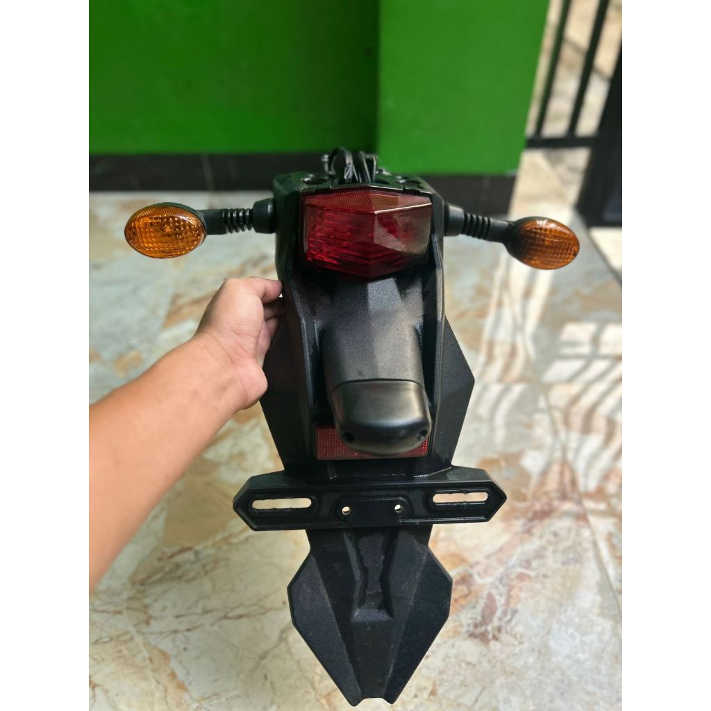 KAWASAKI Spakbor Belakang KLX BF Original Copotan Plastik Tebal Stoplamp Lengkap