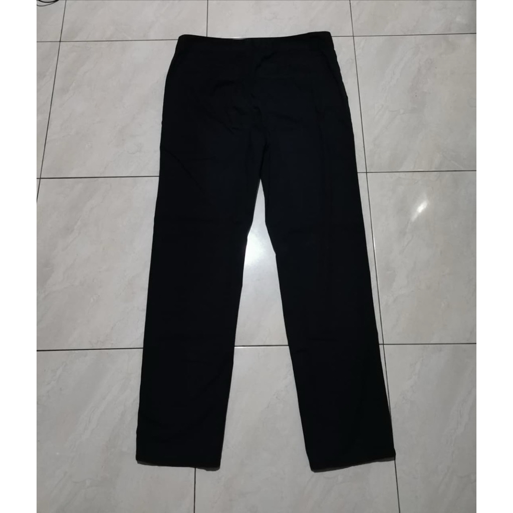 celana guess