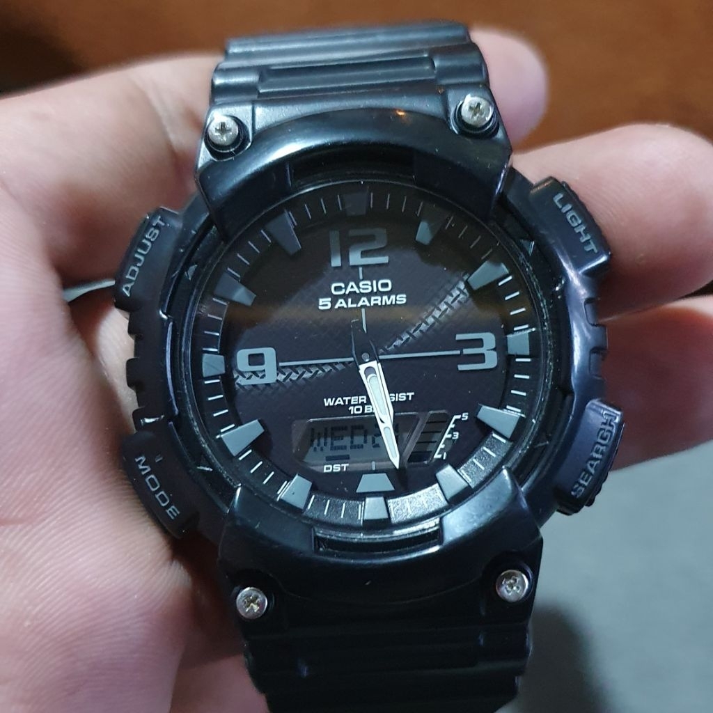 Casio AQ-S810W Tough Solar