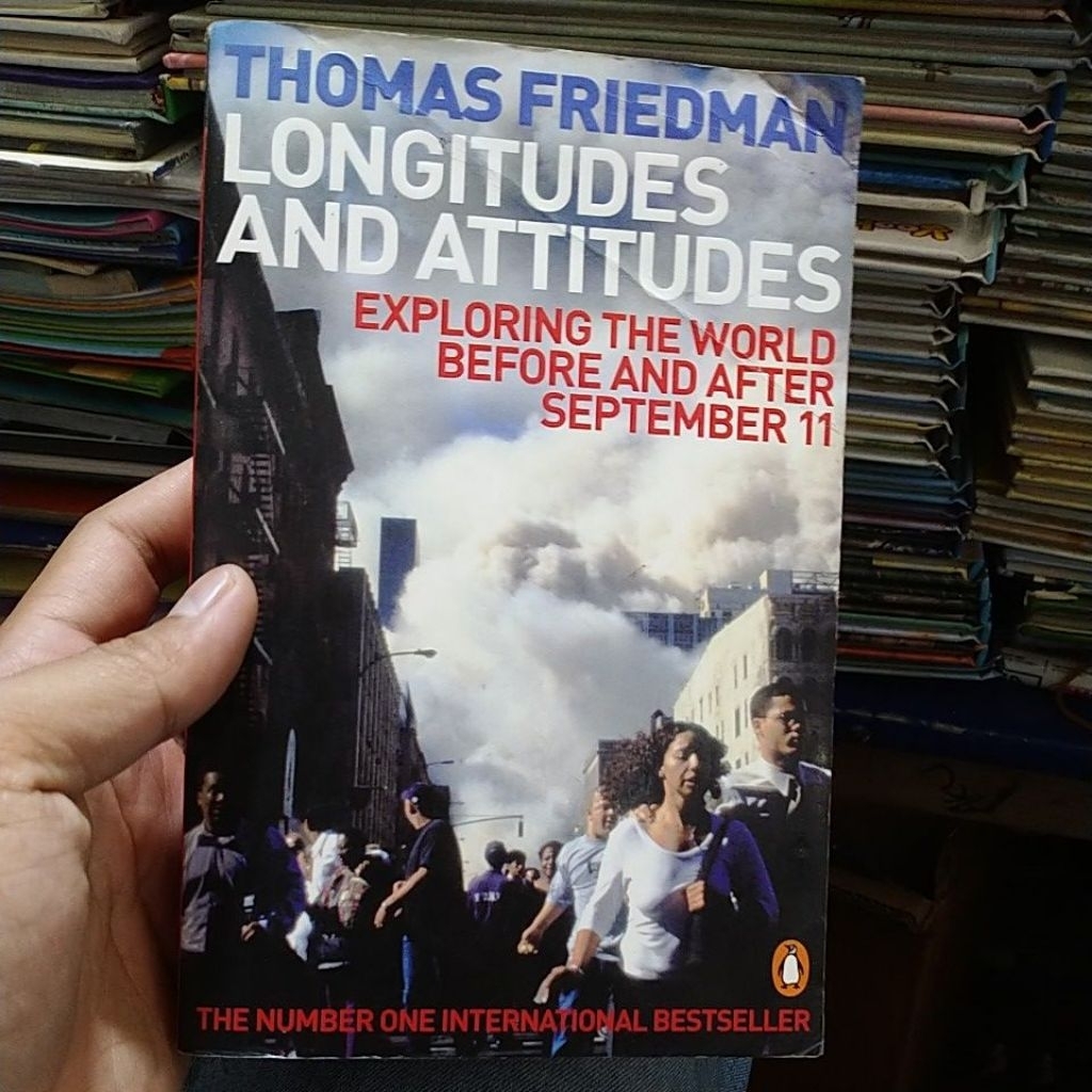 buku import longitudes and attitudes exploring the world before and after September 11 by Thomas fri
