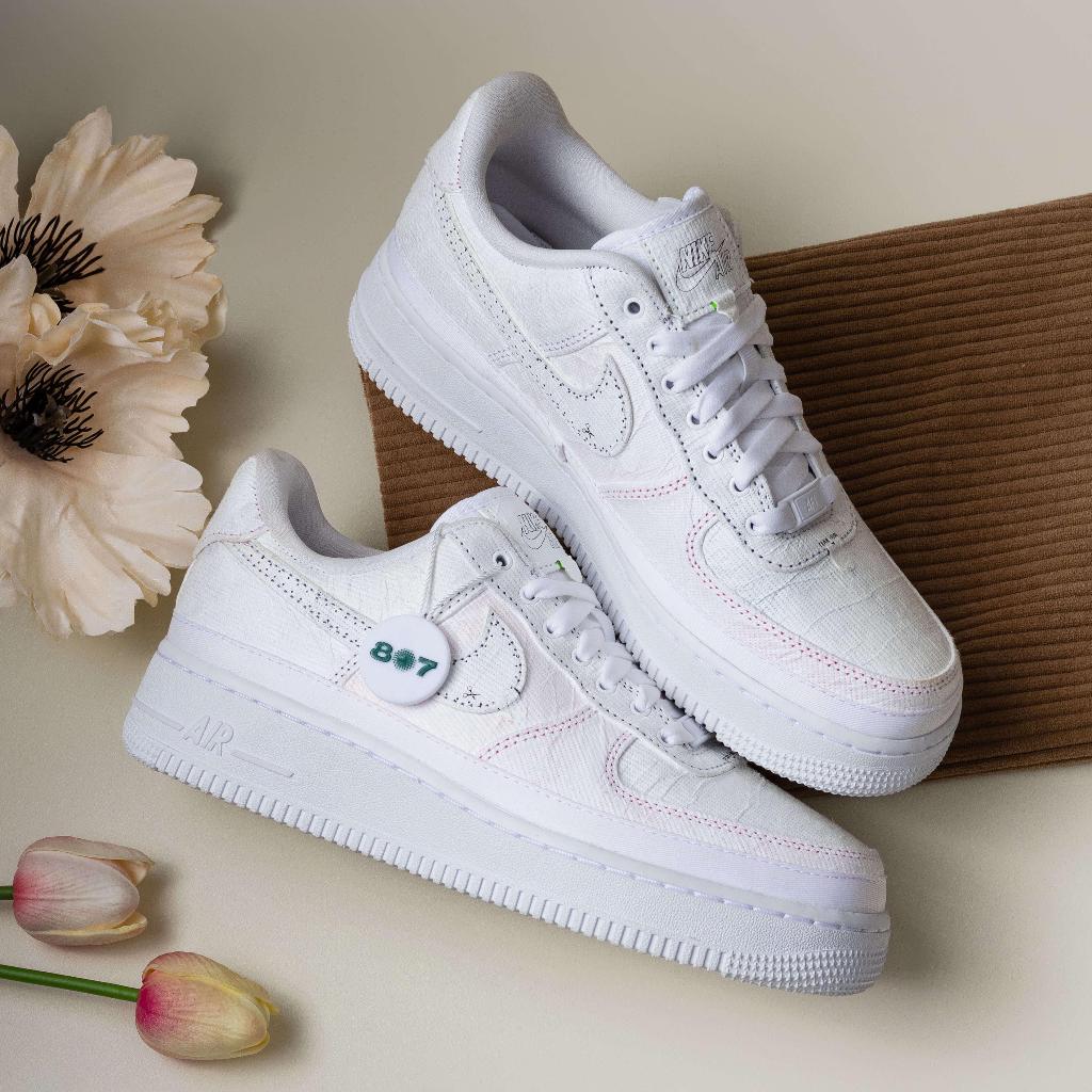 Air Force 1 Low White Tear Away Women