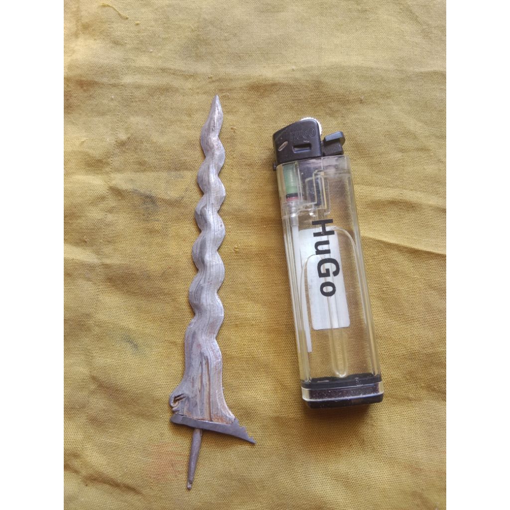 KERIS SANGKELAT KECIL