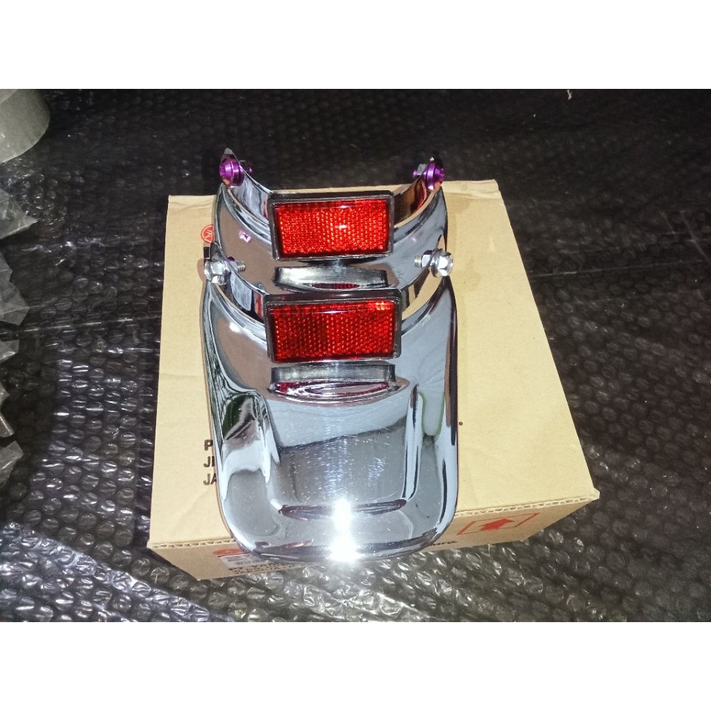 KEPET / ALAS LUMPUR CHROME COVER BAUT TITANIUM RX KING