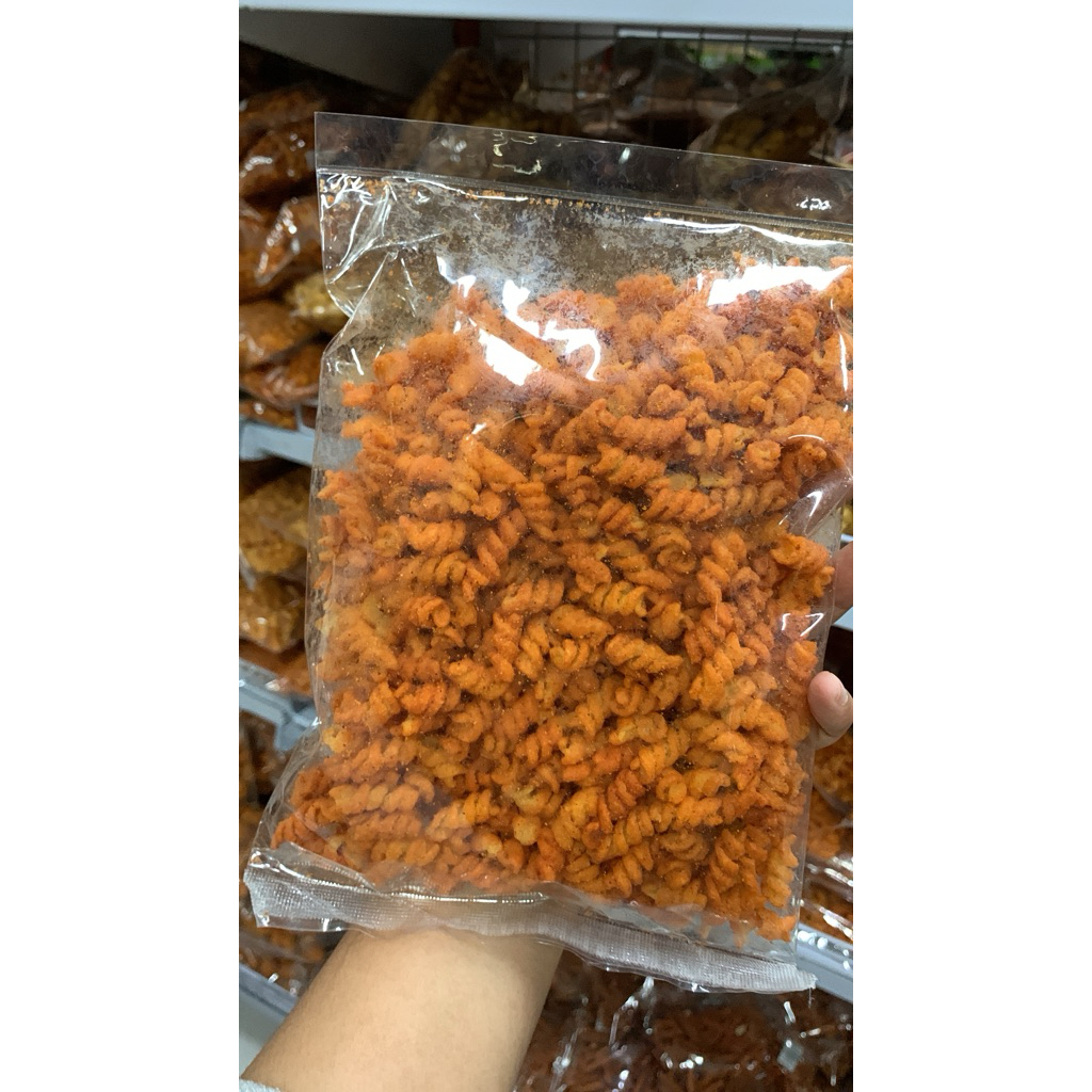 MAKRONI KRIWIL PEDAS
