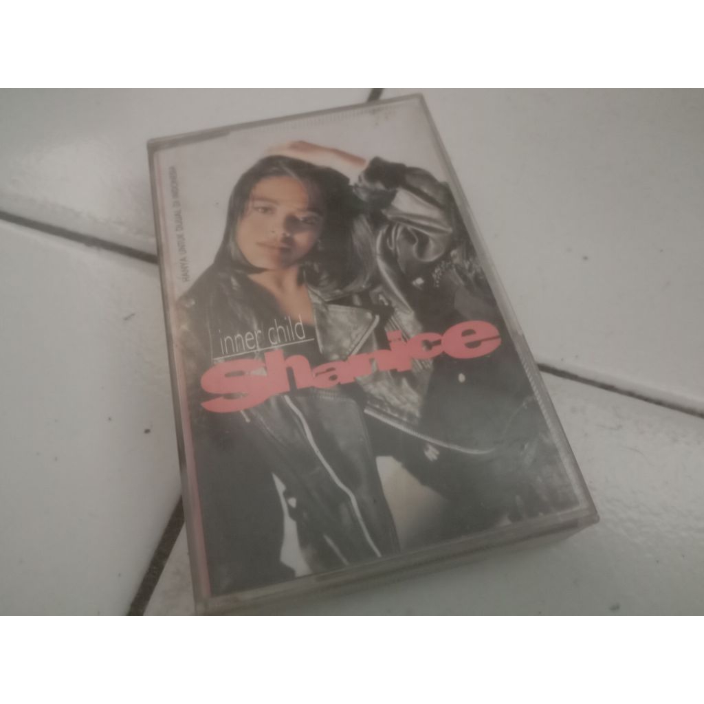 Kaset Pita Shanice