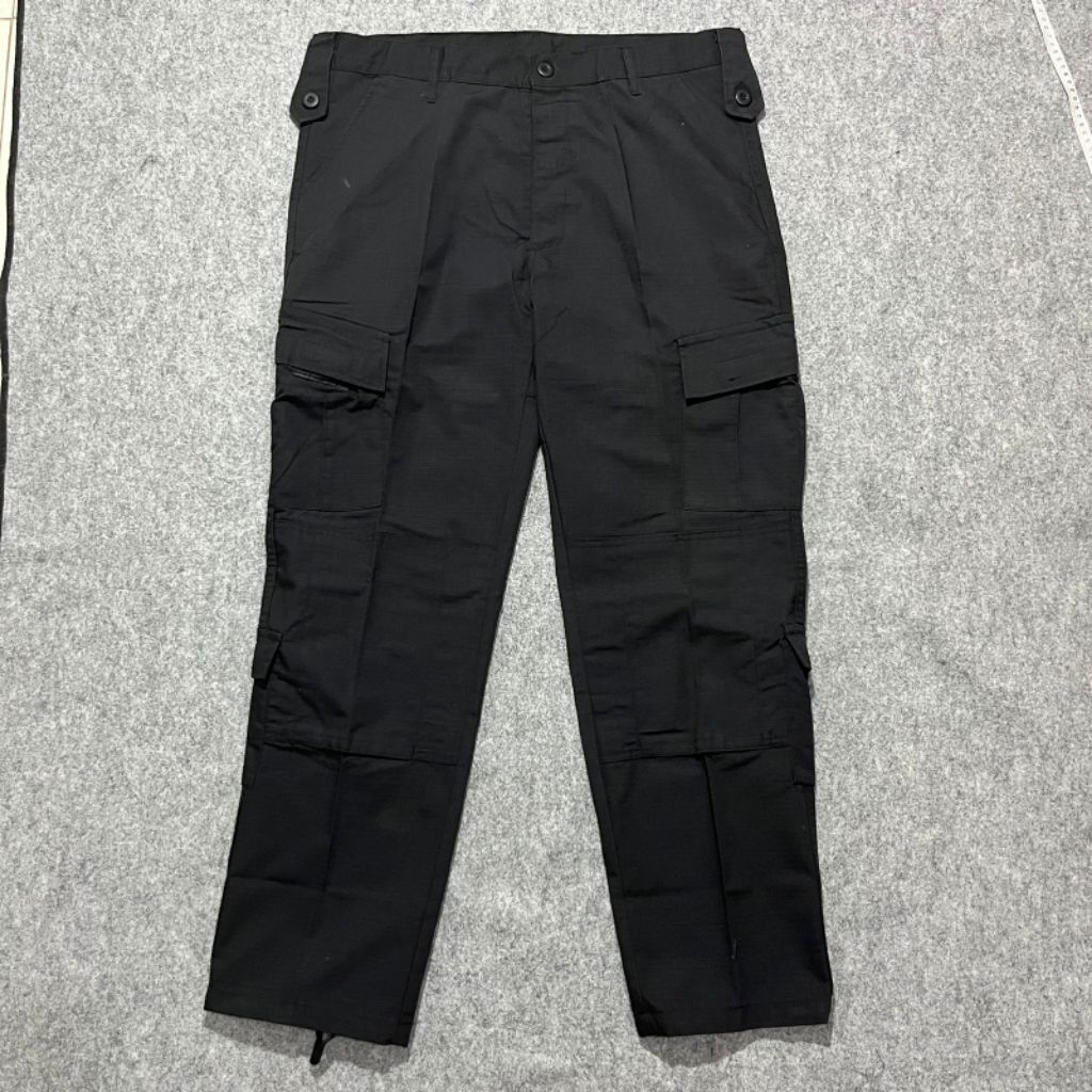 Celana Cargo Military Ripstop Multi Pocket