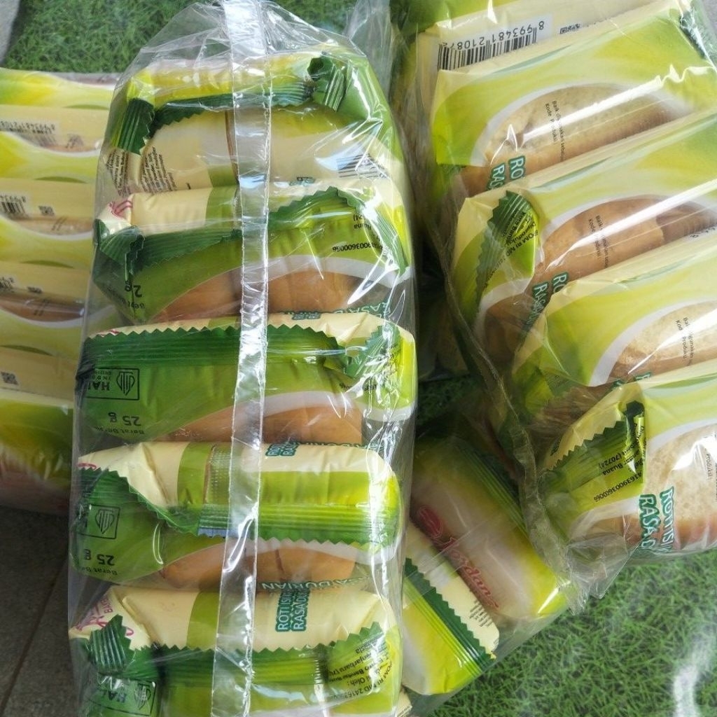 Roti Jordan Bakery Isi Krim Rasa Durian ( isi 10 Bungkus )