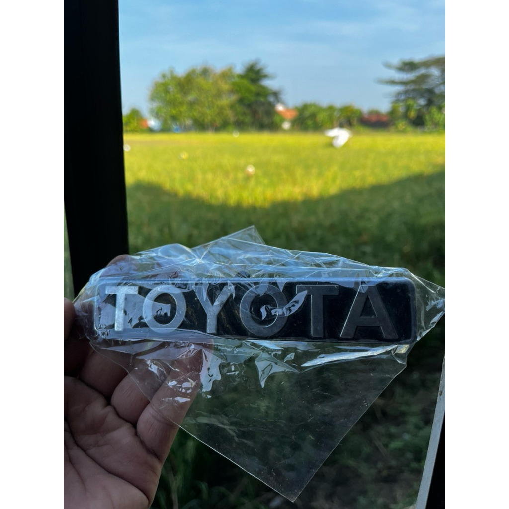 Emblem Grill Corolla Twincam GTi Original
