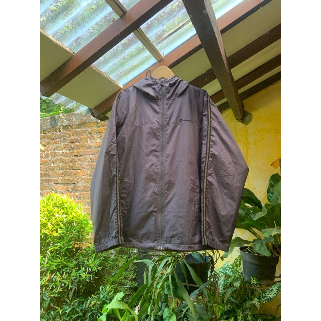 CHAMPION WINDBREAKER TAPPED PARASUT