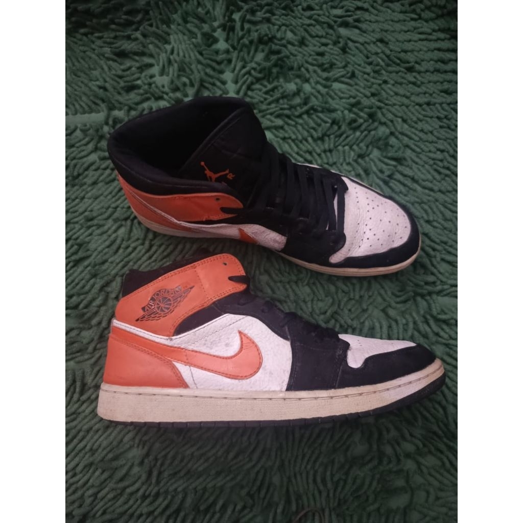 sepatu basket kulit nike jordan size 43