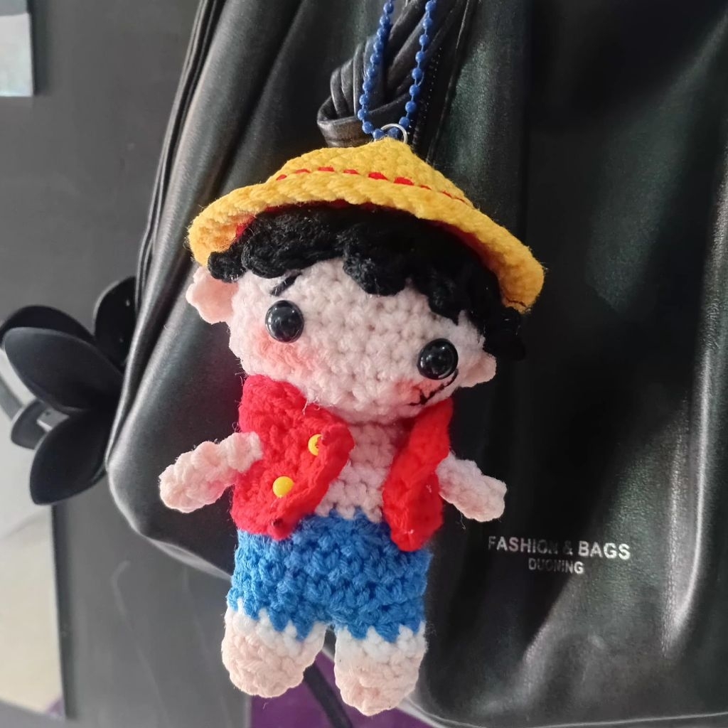 karakter one piece rajut gantungan kunci lucu hadiah barang unik barang lucu