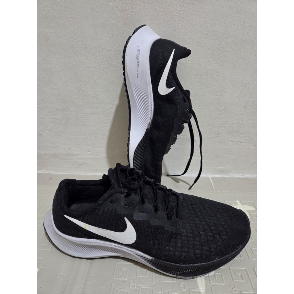 Sepatu Nike Air Zoom Pegasus 37 Running Shoes Ori / Asli