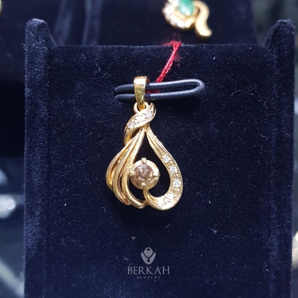 Liontin emas berlian asli natural diamond