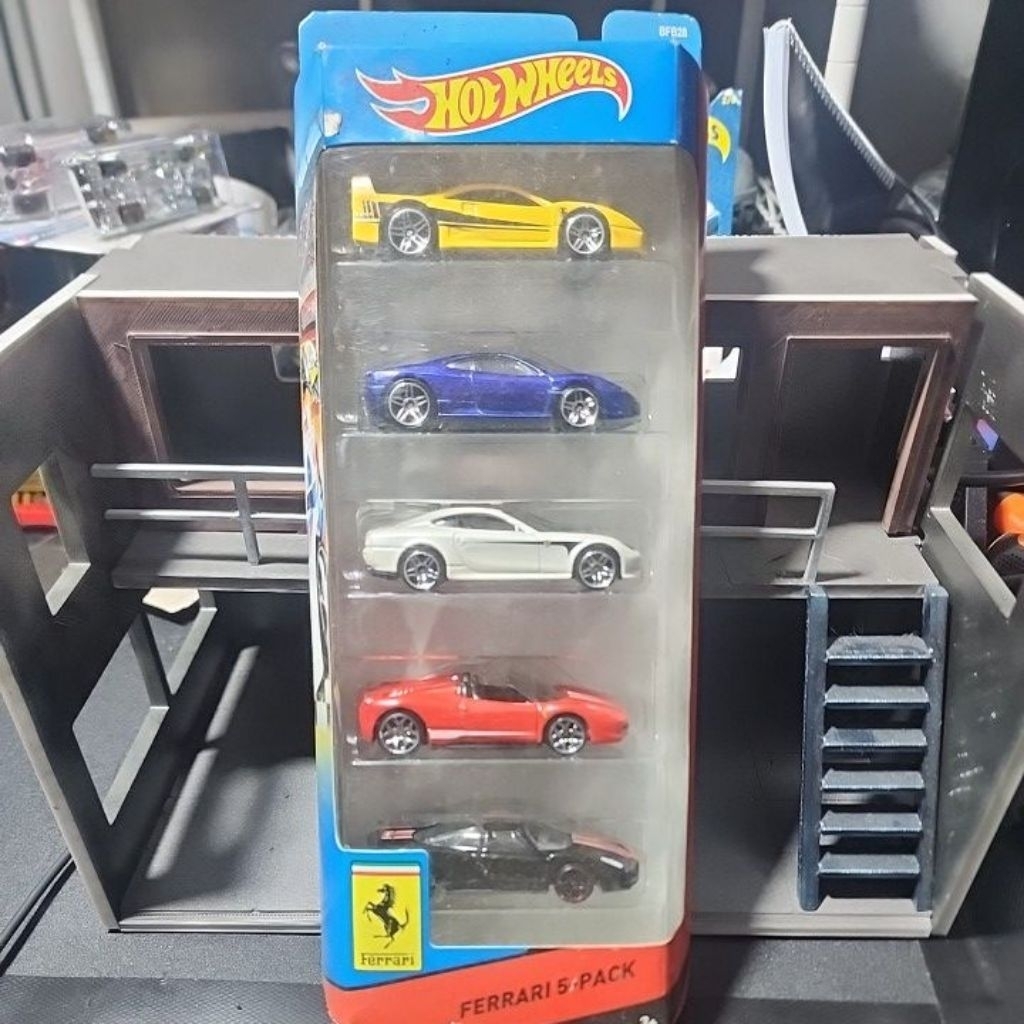 Hot Wheels Ferrari Gift Pack