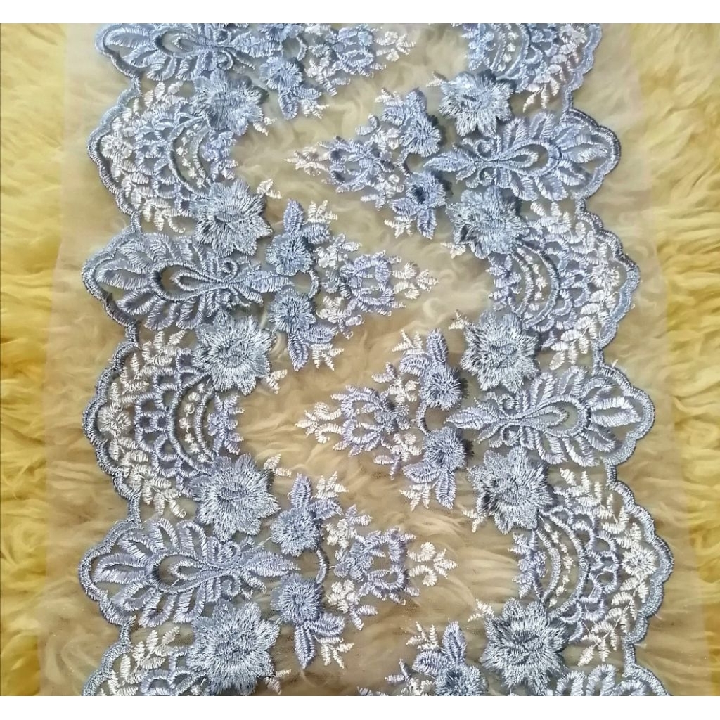 renda bordir brokat tile pinggiran 2 sisi lebar 30 cm (harga per setengah meter)