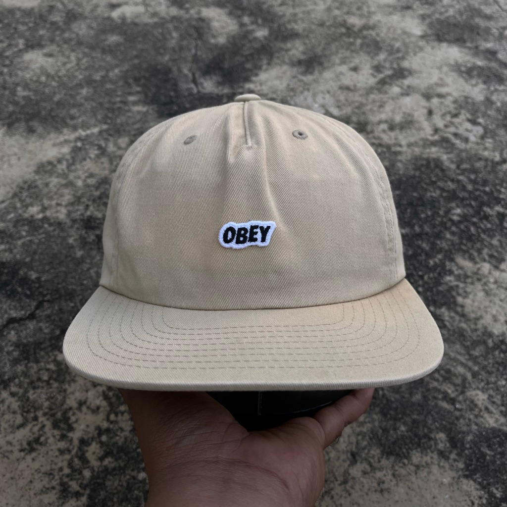 Topi Obey