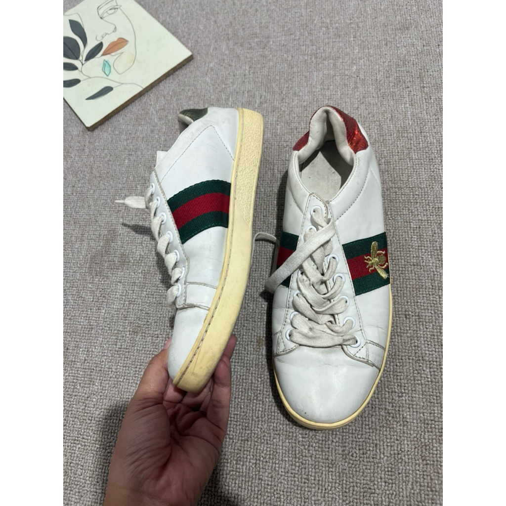 sepatu guccay