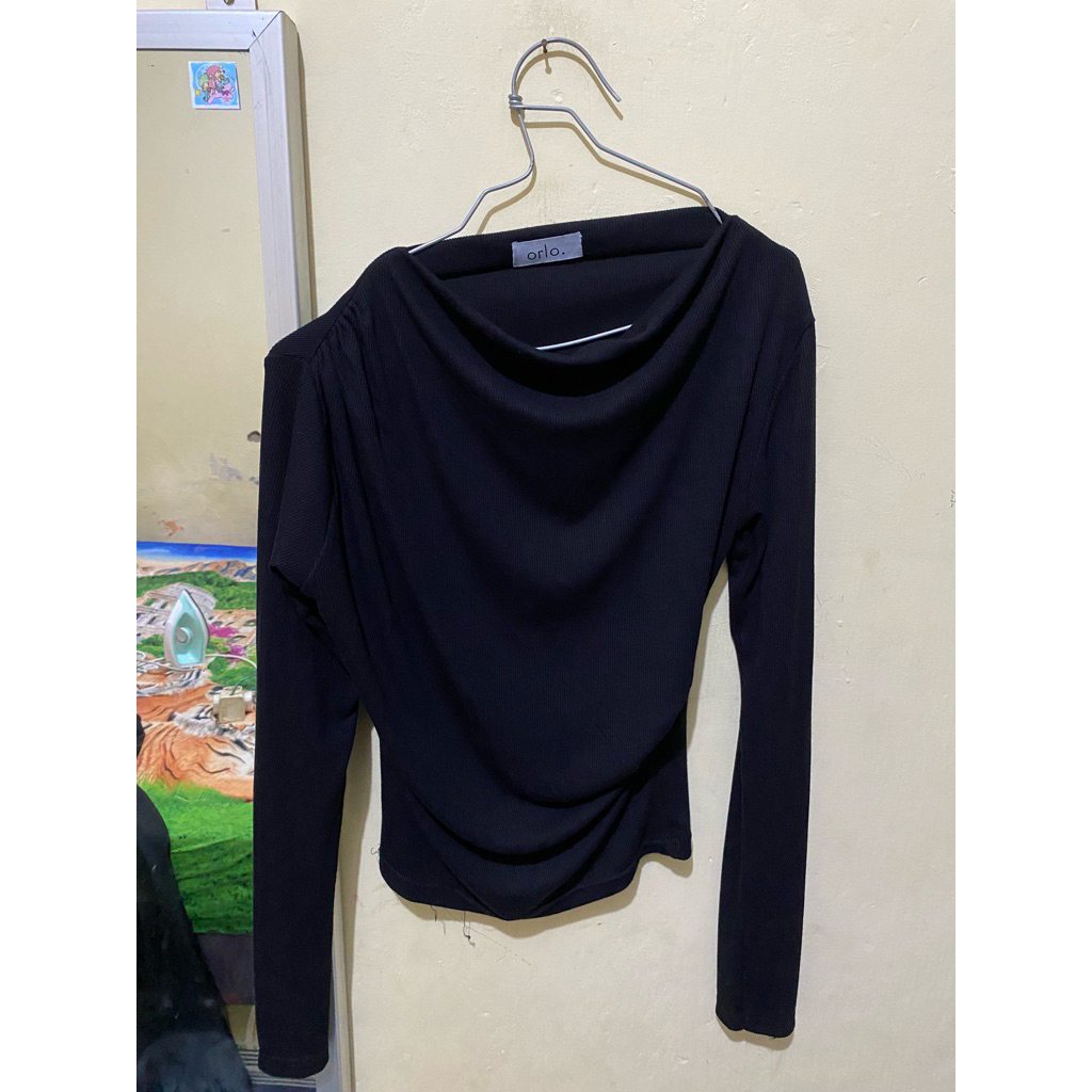 PRELOVED APRIL TOP ORLO | PRELOVED ORLO
