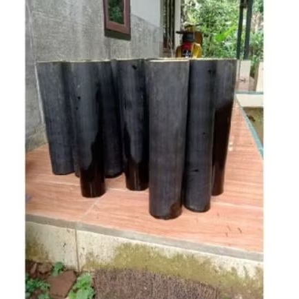 Bambu wulung hitam