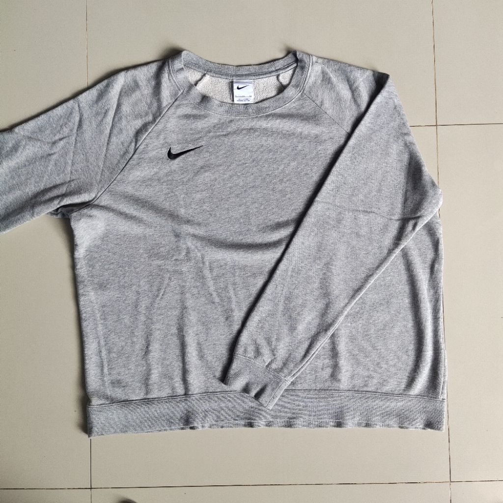 crewneck nike grey size XL