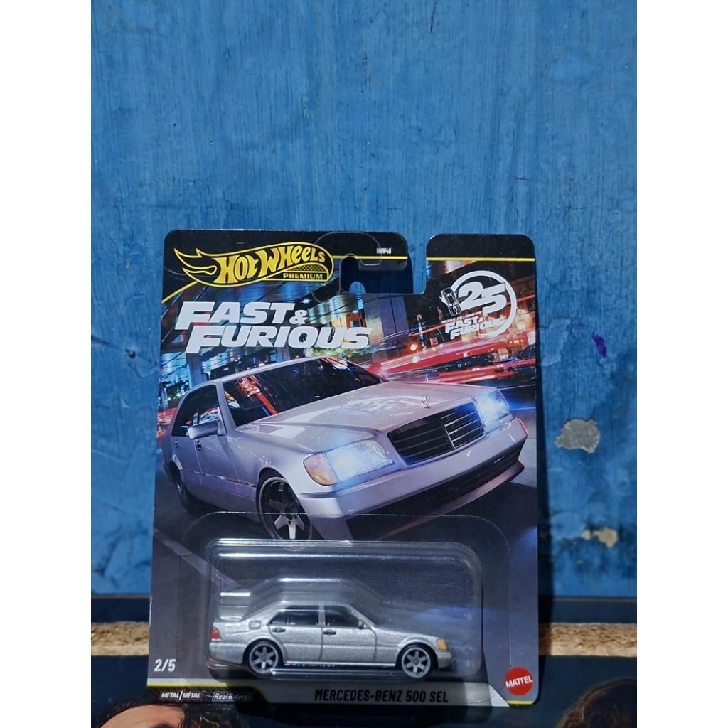 Hotwheels Premium Mercedes benz 500Sel
