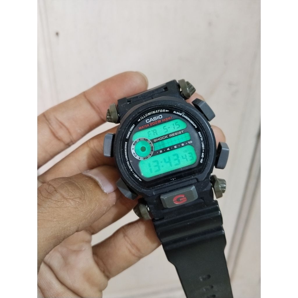 jam casio dw 9052