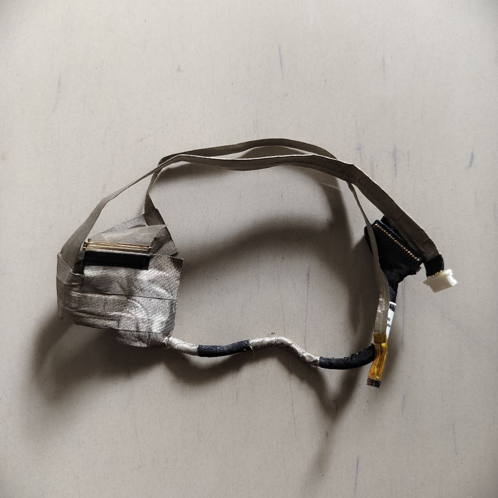 Flexible Pleksible LCD Laptop Notebook HP Elitebook 2570P cabutan normal tested mulus no minus siap 