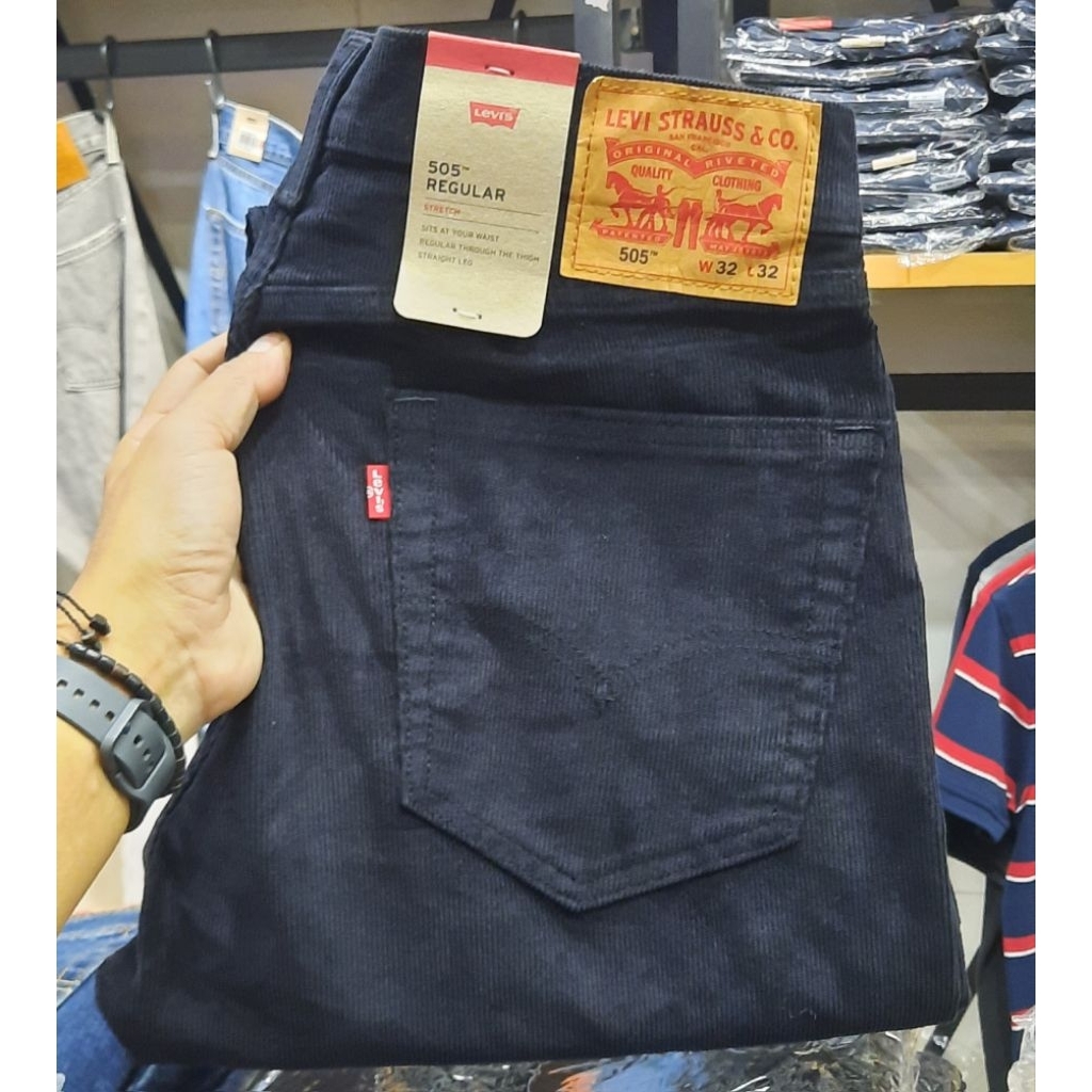 celana corduroy Levis