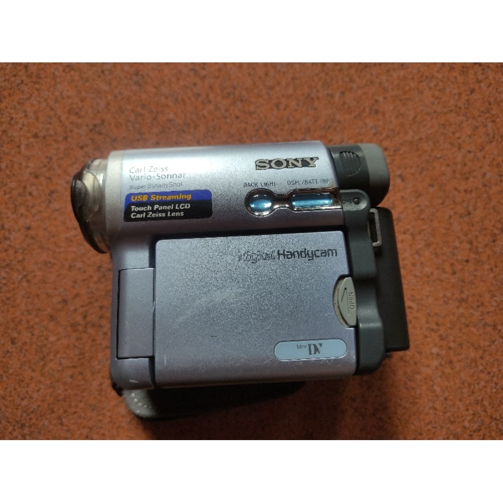 Sony dcr trv19e