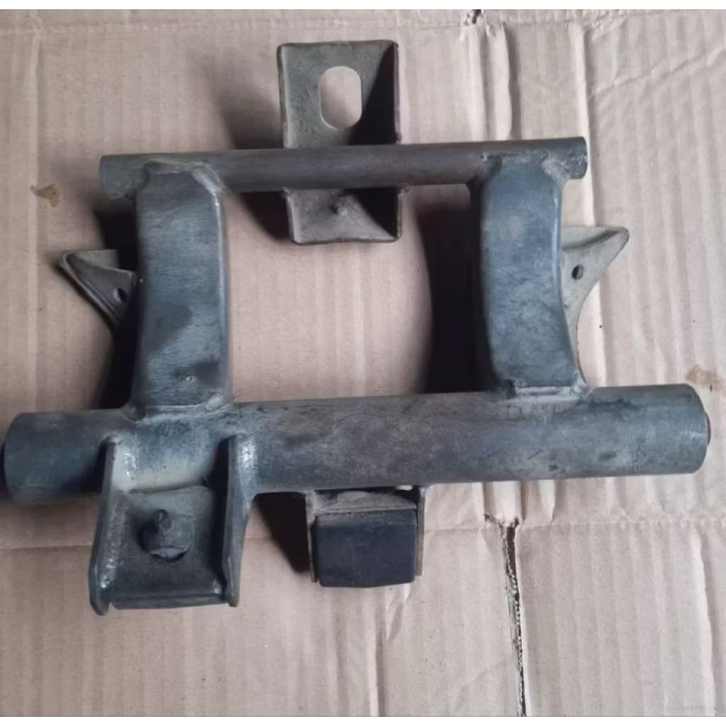mounting/ayunan sasis beat fi Scoopy fi Vario 110 fi kode part k25 original copotan asli honda