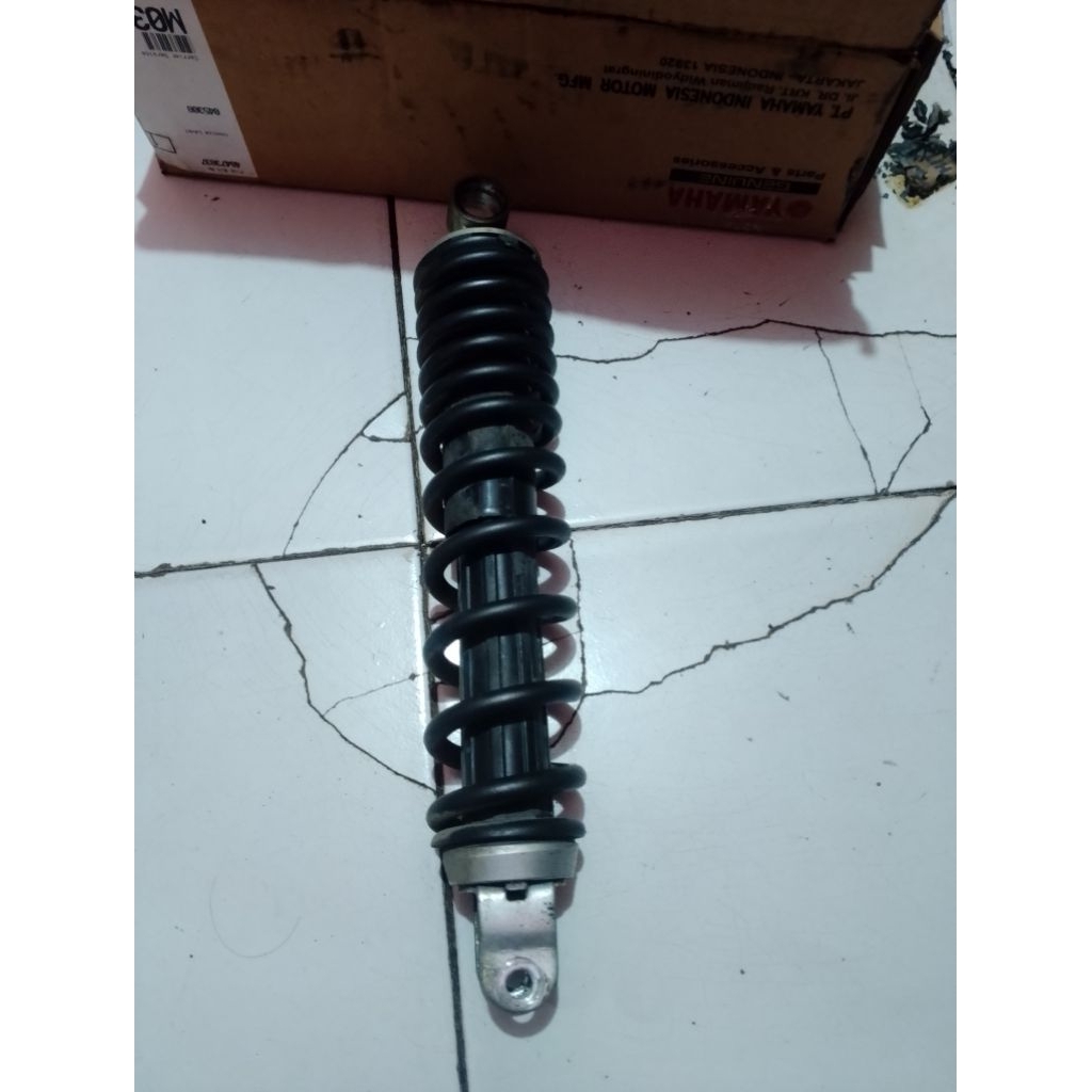 Shok belakang beat original
