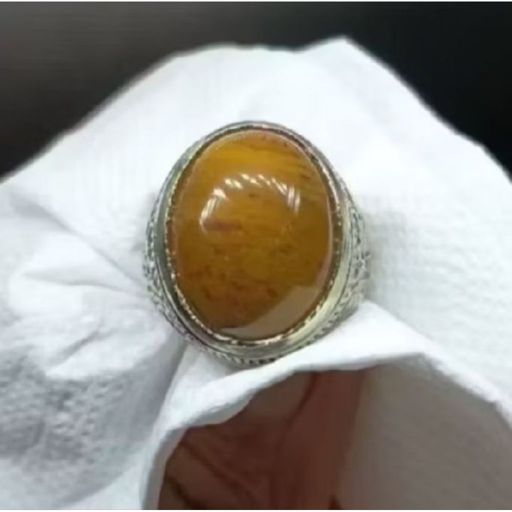 BATU CINCIN KEMBANG JOHAR