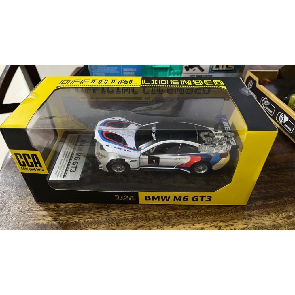 Mobil Mainan CCA BMW M6 GT3 1:32