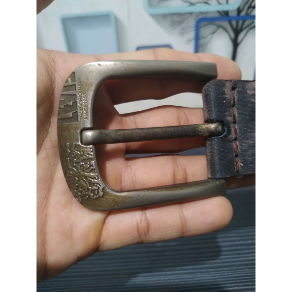 Buckle kepala ikat pinggang pria LEVIS second
