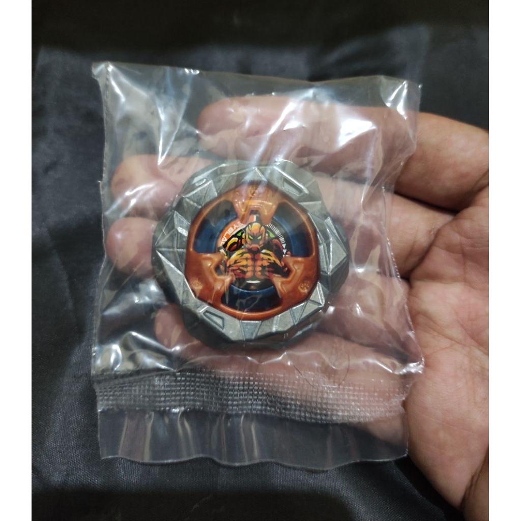 Blade Golem Rock UX 13 Original Takara Tomy Beyblade X