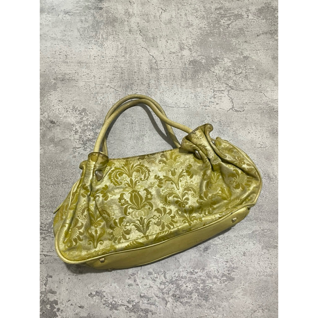 KODE:206-TAS SHOULDER MOTIF BRAND DISSONA