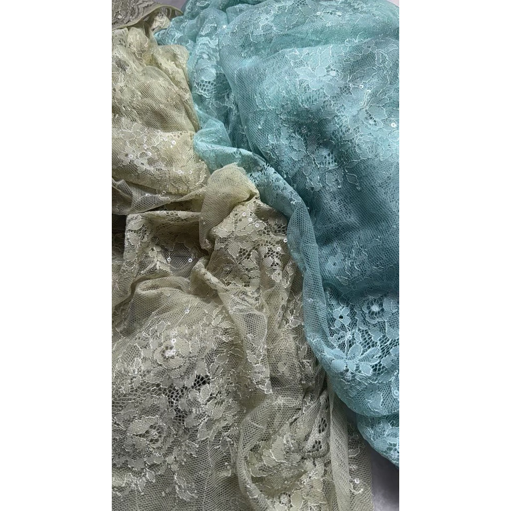 Chantily Lace Payet