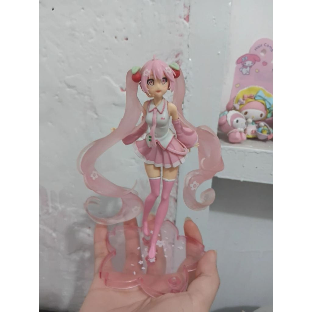 Preloved Figure Hatsune Miku Cherry Blossom
