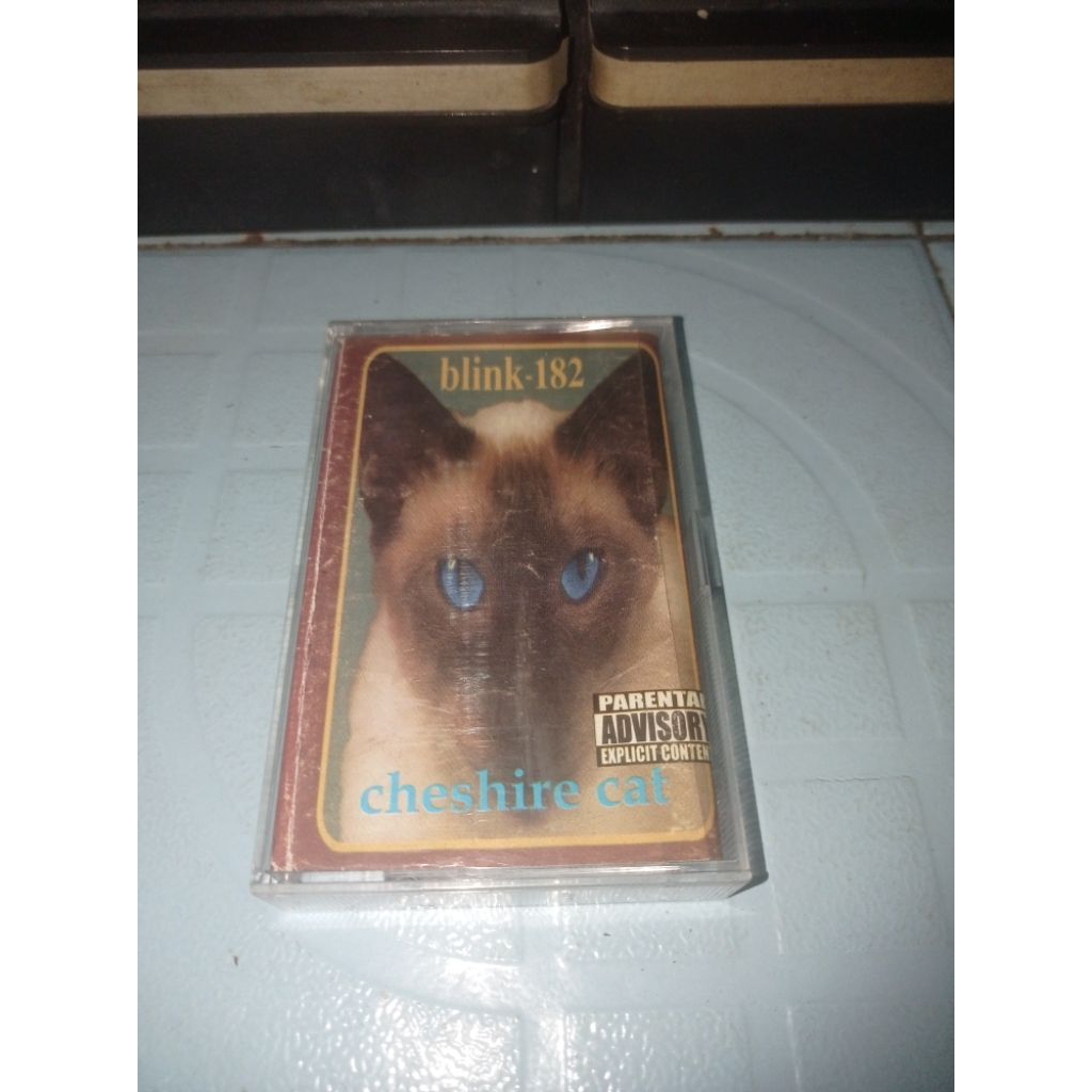 Kaset Pita BLINK 182 - Cheshire Cat (botleg)