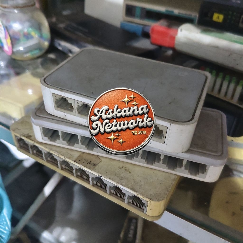 Switch Hub bekas, kondisi mati. bisa buat kanibalan