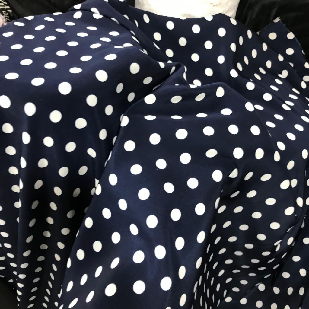 Kain Luna Soft motif Polkadot ~ Kain luna soft motif Polkadot Biru navy Bahan halus lembut Ga'Nerawa