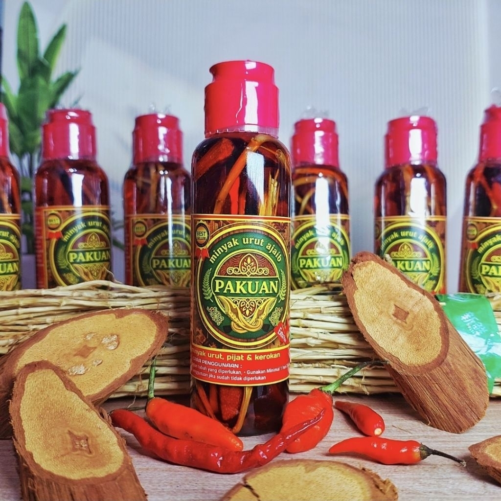 EKSTRA PANAS segar - MINYAK URUT AJAIB PAKUAN Khas Sunda, Minyak HERBAL  perpaduan antara AKAR BAJAK