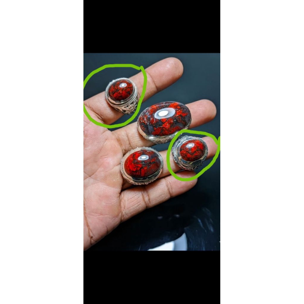Badar Besi Merah Cabe