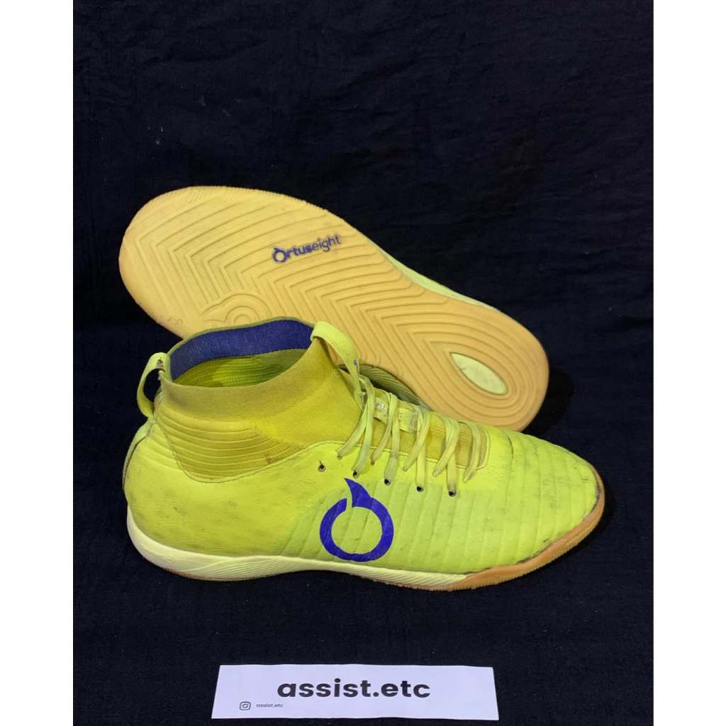 Sepatu Futsal Second (Size 42) Ortuseight Catalyst Mystique
