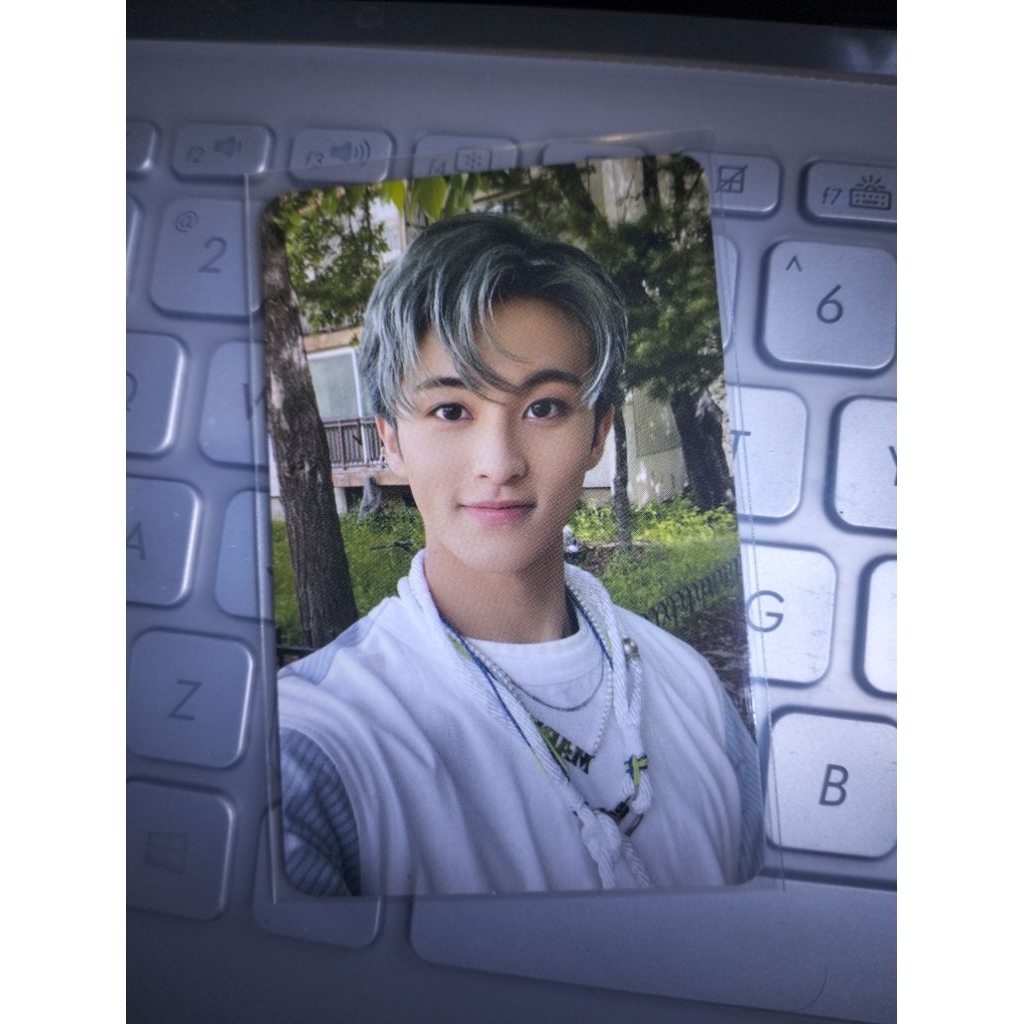 Official PC Mark Lee NCT murah meriah