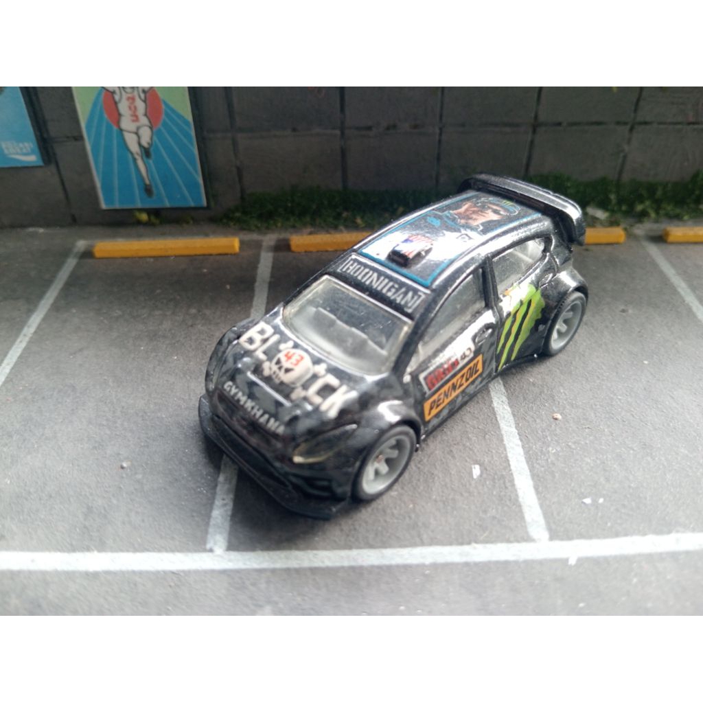 hot wheels 12 ford fiesta custom ken block hand painting