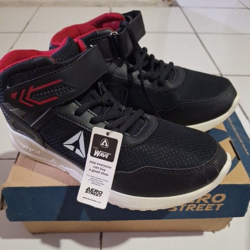 Sepatu sekolah anak aerostreet kids wave series hitam